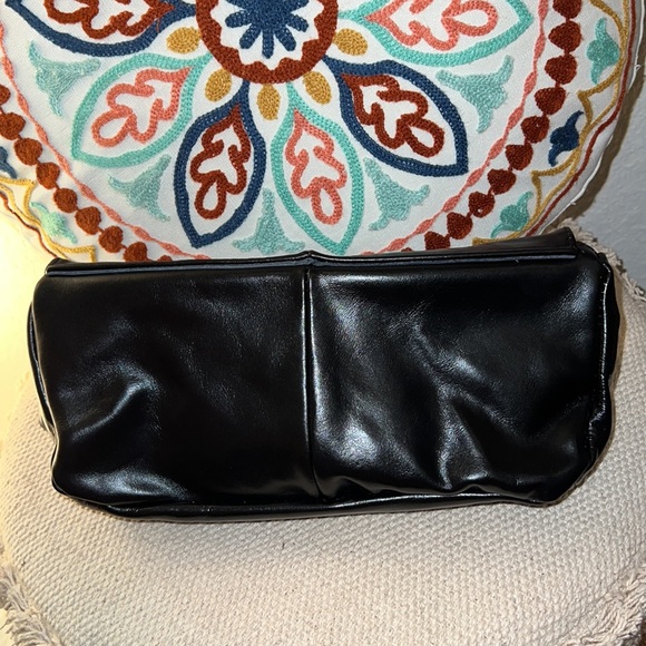 🌵NEW Black Leather Fringed Concho Clutch Gorgeous! - Picture 4 of 10